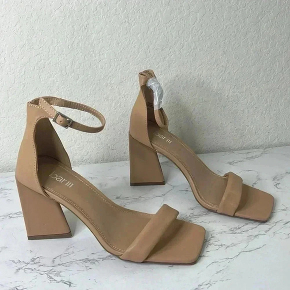 Bar III Flared Heel Dress Sandal Size 8M - Picture 4 of 9